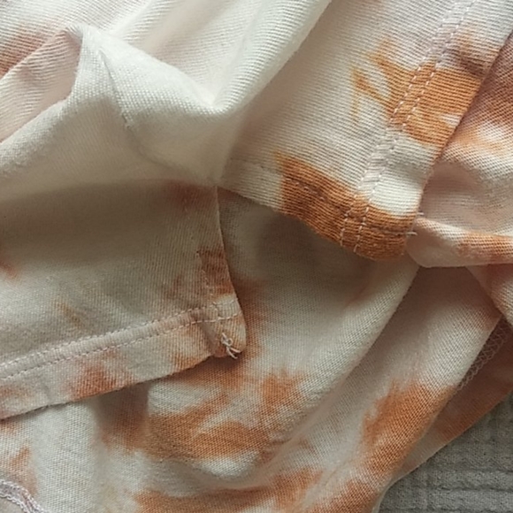 NWT. Arizona Flowy tye dye pocket tank Med… - Picture 5 of 5